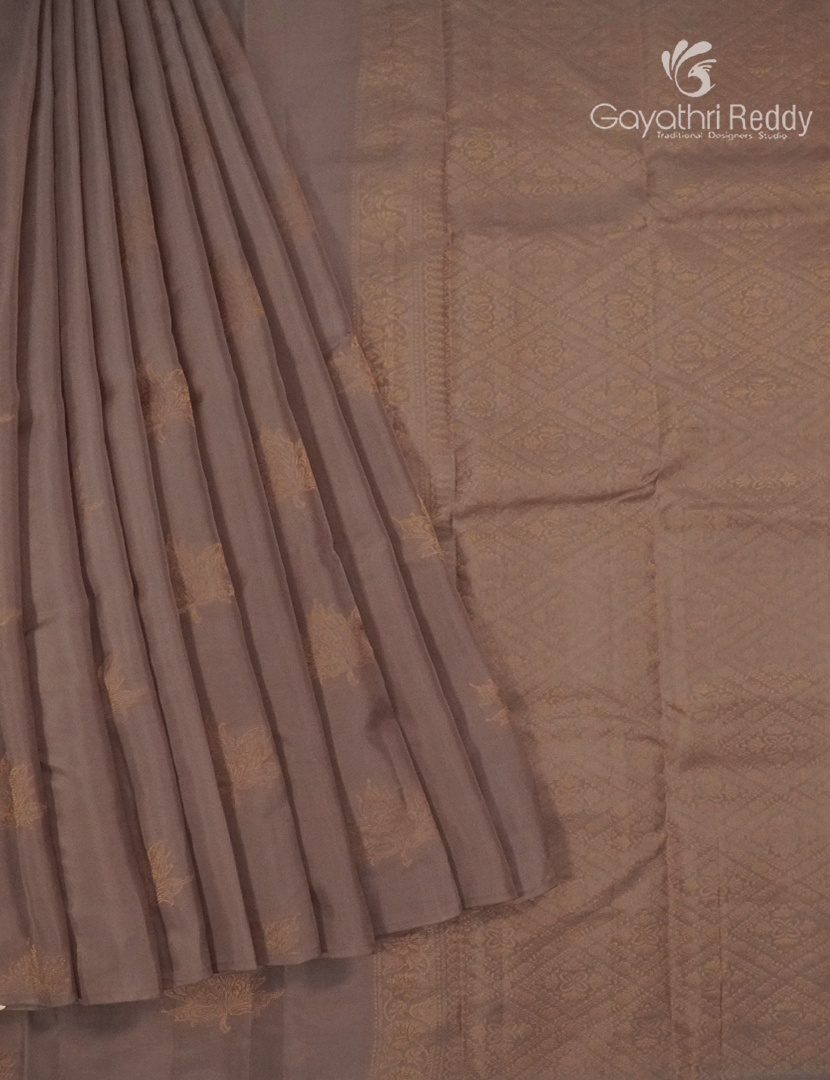 Pure Kanchipuram Silk Saree in Dusty Brown ( Butta Style )