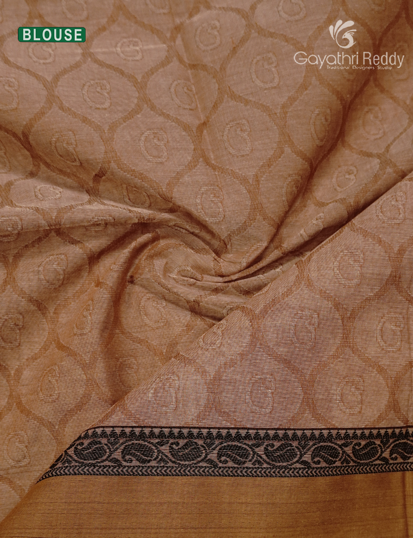 Pure Kanchi Cotton Saree in Mud Brown