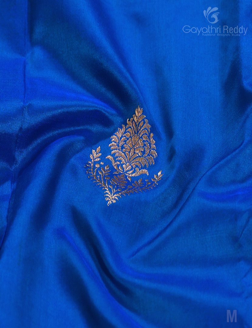 PURE KANCHI PATTU-KP7402