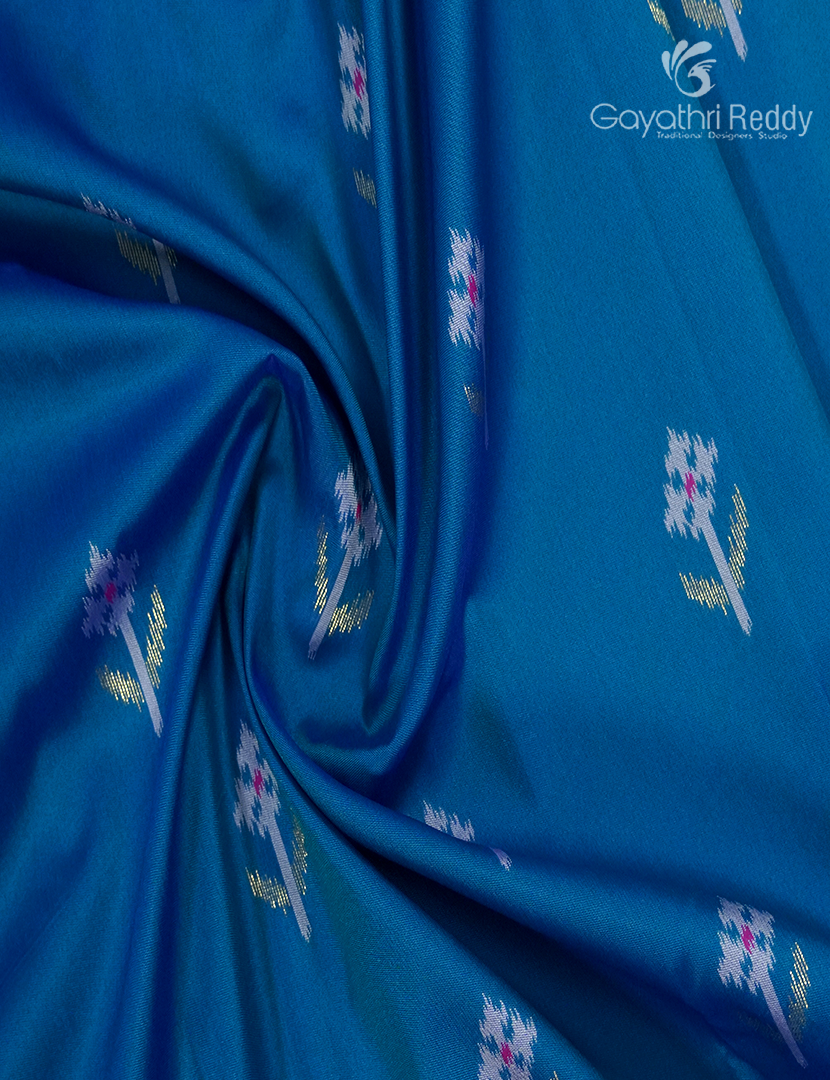 Semi Kanchipuram Art Silk Saree in Deep Rama Blue and Deep Magenta