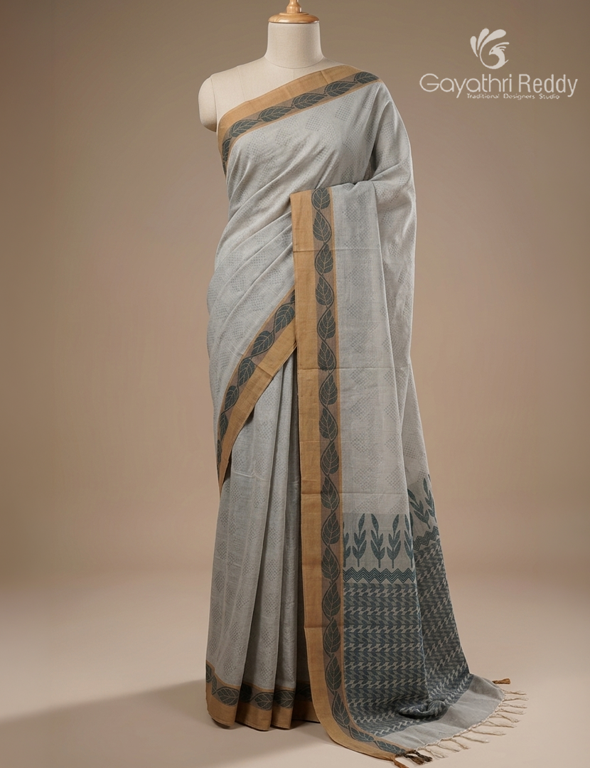 Pure Kanchi Cotton Saree in Grey