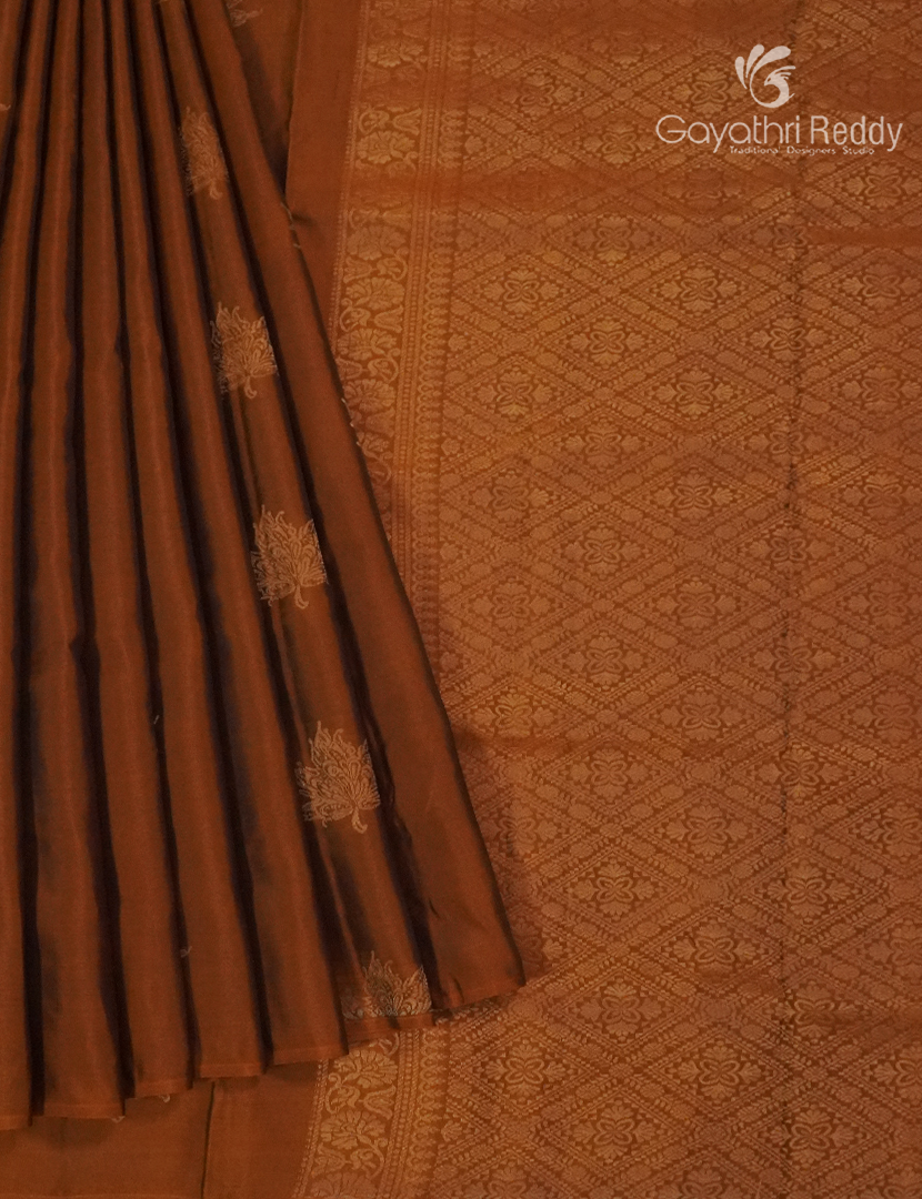Pure Kanchipuram Silk Saree in Deep Mustard ( Butta Style )