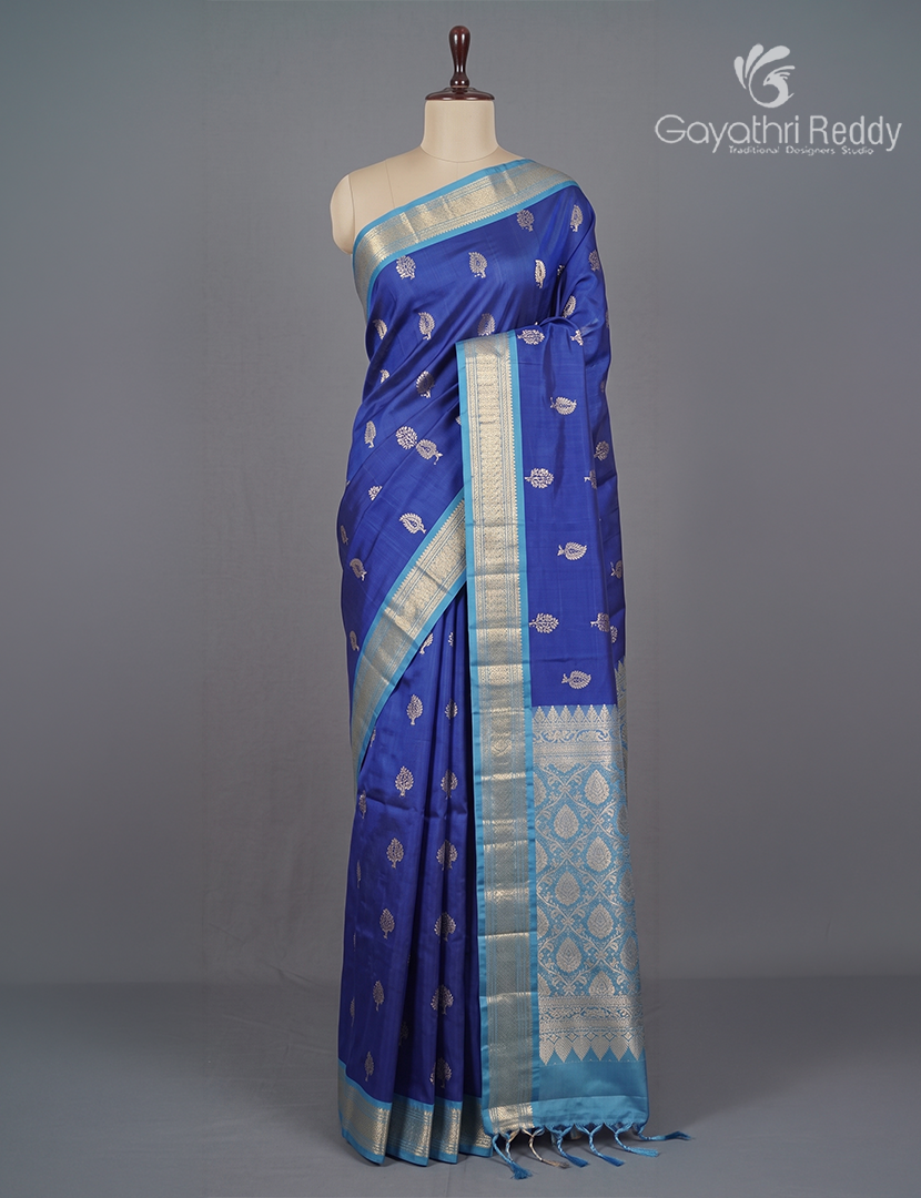 Light weight Kanchipuram Silk Saree in Deep Blue and Grey