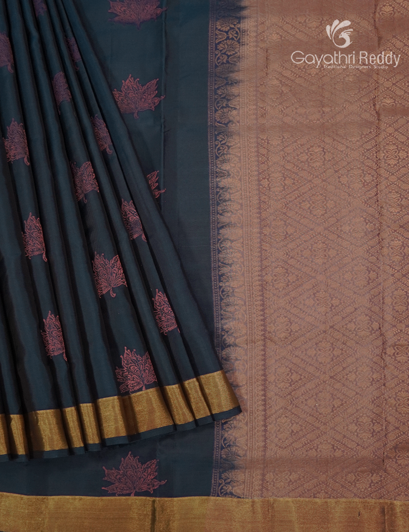 Pure Kanchipuram Silk Saree in Deep Peacock Blue and Golden Beige ( Small Borders )