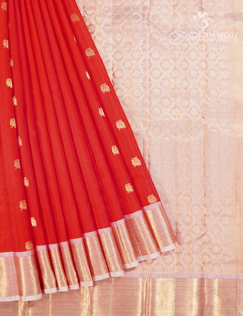 Pure Kanchipuram Silk Saree in Red and Baby Pink (Medium Borders )