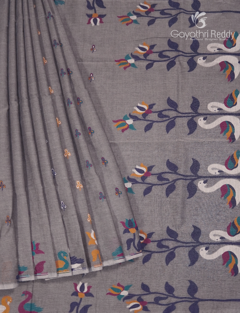 Jamdani Cotton Saree in Grey