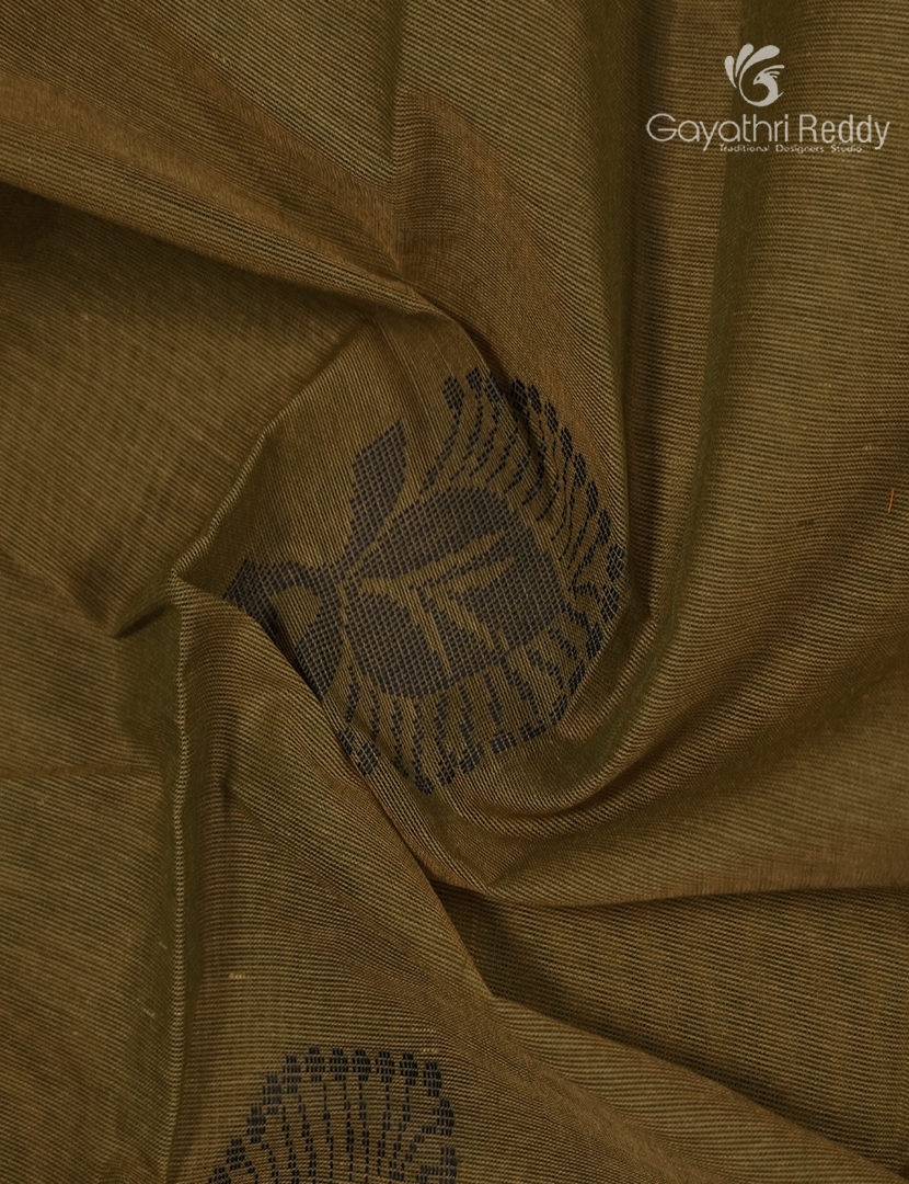 Pure Kanchi Cotton Saree in Mehendi Green
