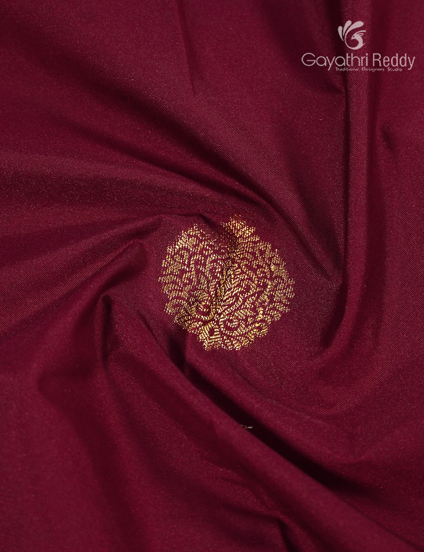Semi Kanchipuram Silk Saree in Deep Maroon and Bottle Green