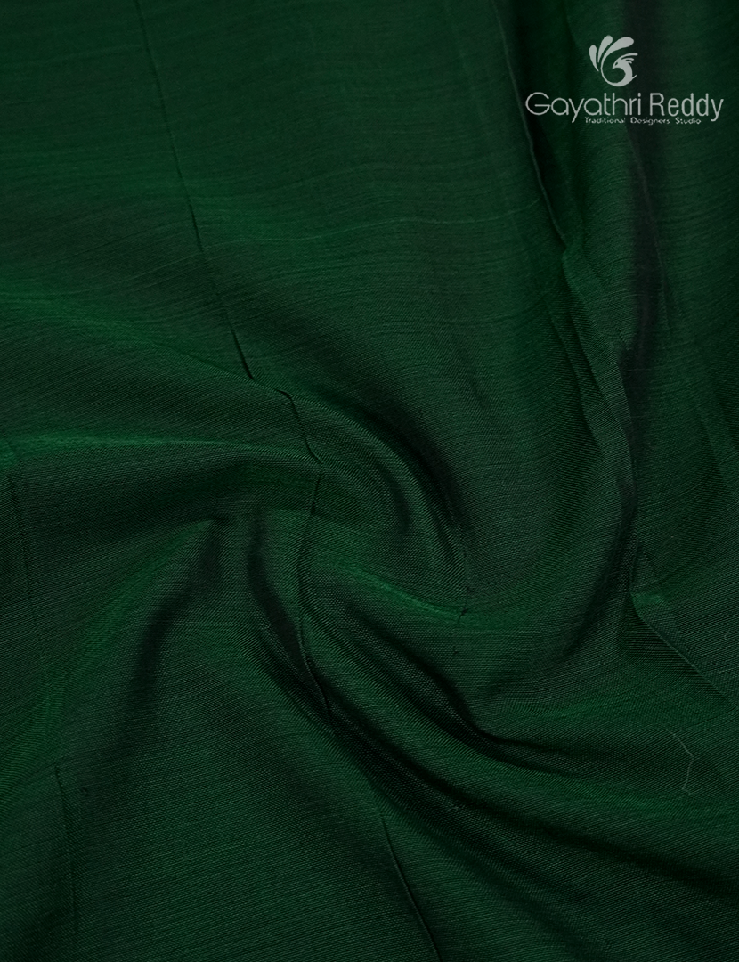 Pure Narayanpet Cotton Saree in Bottle Green