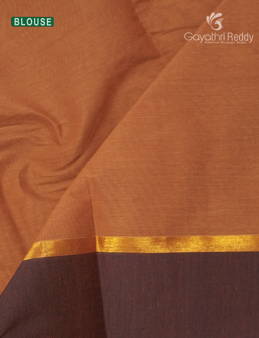 Pure Kanchi Cotton Saree in Peach