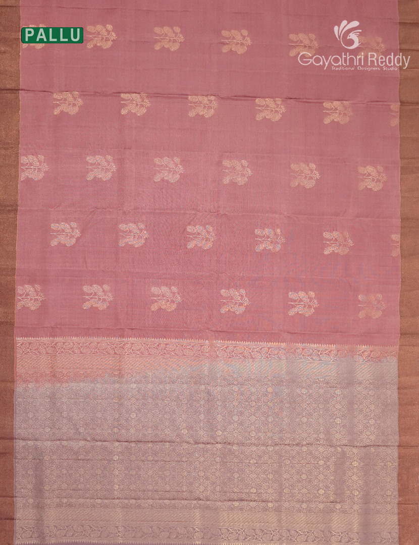 Pure Kanchipuram Silk Saree in Peach ( Small Borders )