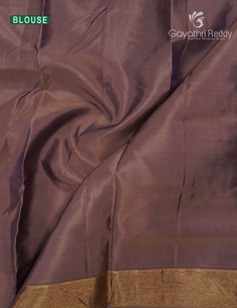 Pure Kanchipuram Silk Saree in Deep Peacock Blue and Golden Beige ( Small Borders )