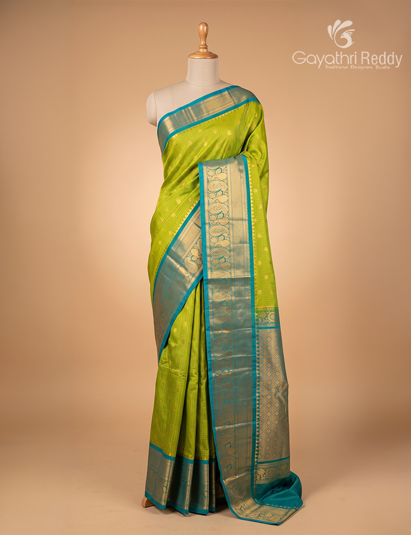 Pure Gadwal Silk Saree in Leaf Green and Deep Rama Green