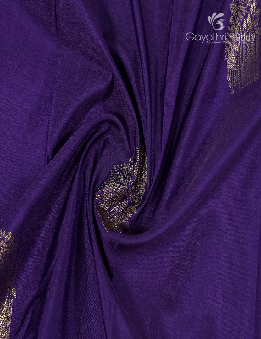 Semi Kanchipuram Silk Saree in Purple and Parrot Green