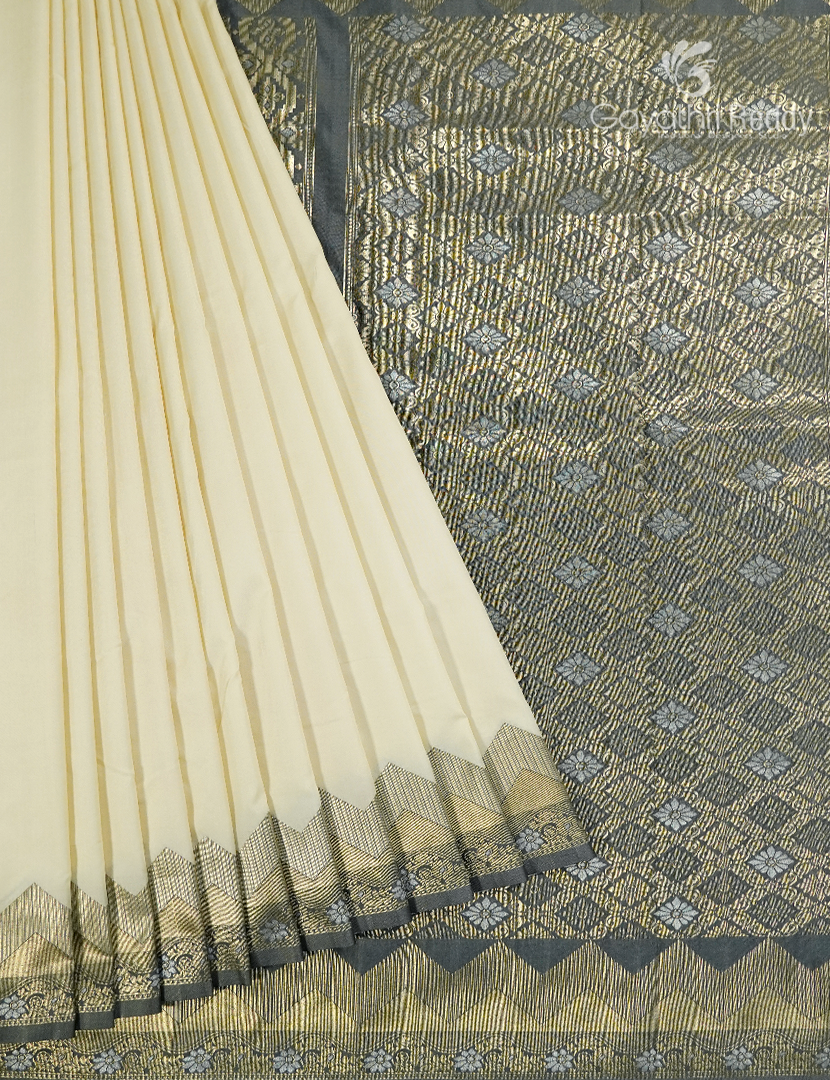 Semi Kanchipuran Silk Saree in Cream and Grey