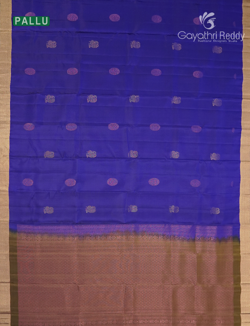 Pure Kanchipuram Silk Saree in Blue ( Small Borders )