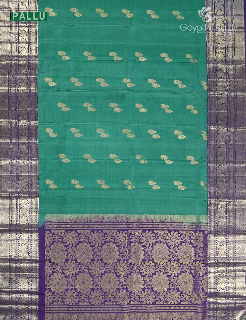 Pure Kanchipuram Vintage Silk Saree ( Medium Border ) in Sea Green and Deep Violet