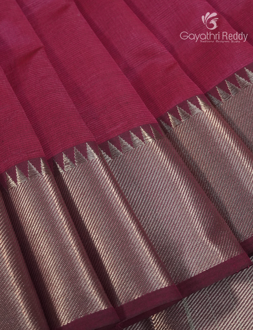 Mangalagiri Pattu Saree in Berry Red