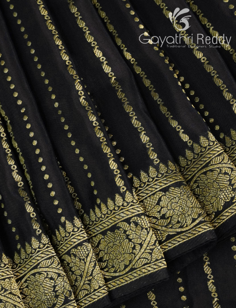 DOLA FANCY SAREE-DF10