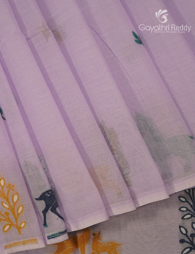 Jamdani Cotton Saree in Lilac