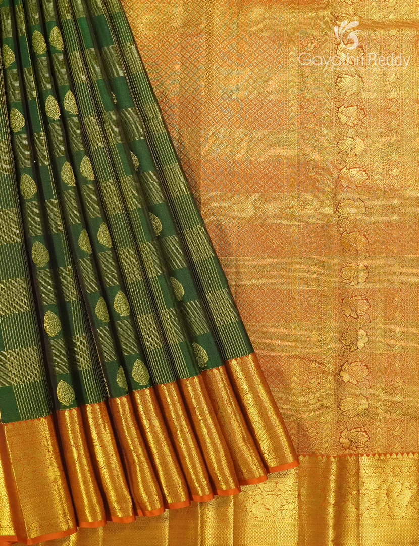 Pure Kanchipuram Silk Vintage Saree in Deep Mango Green and Rust Orange
