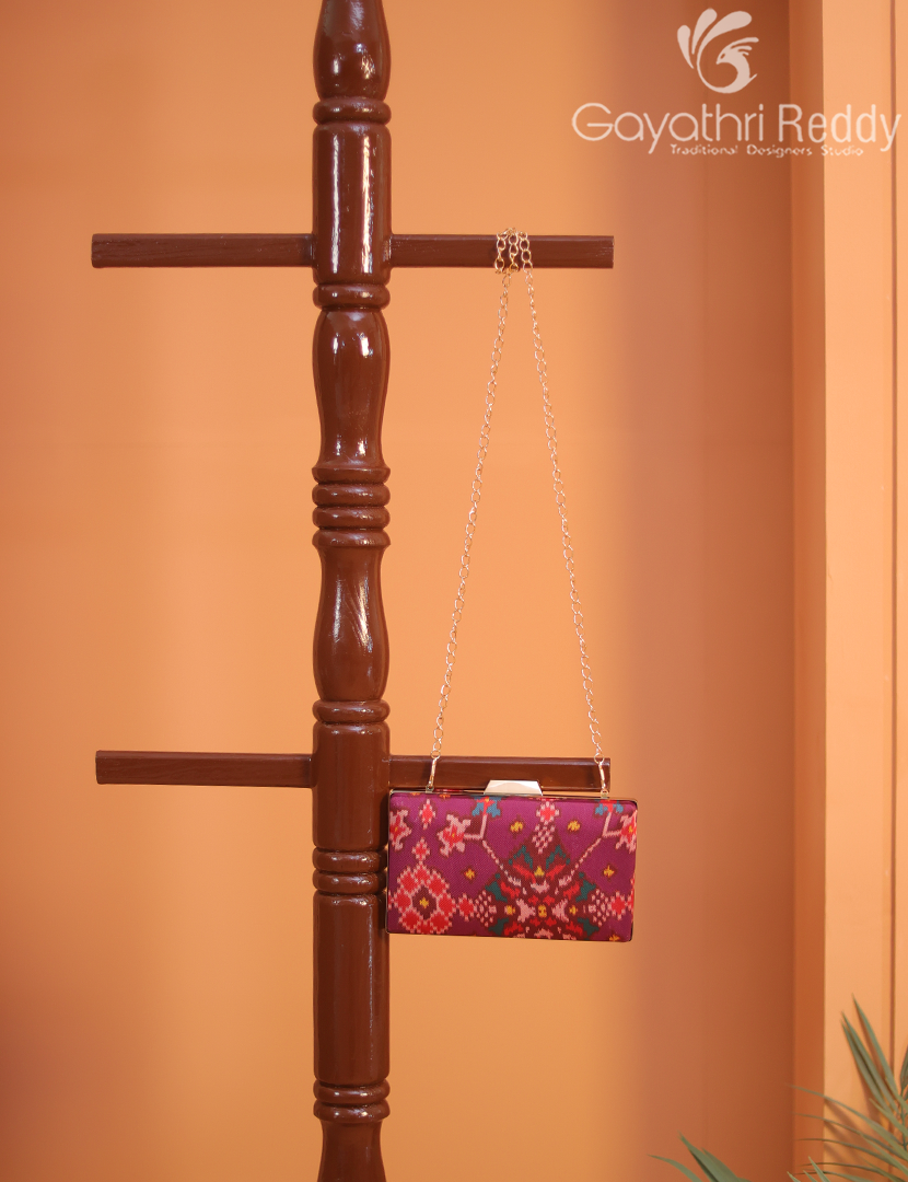 CLUTCH PURSE-CLP1