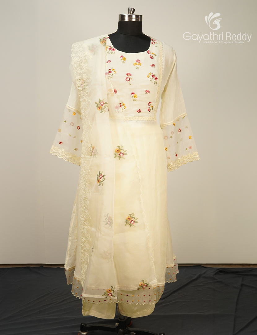 Readymade Dress Set in Cream