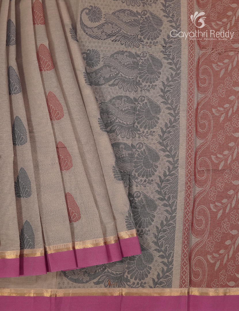 Pure Kanchi Cotton Saree in Pastel Grey