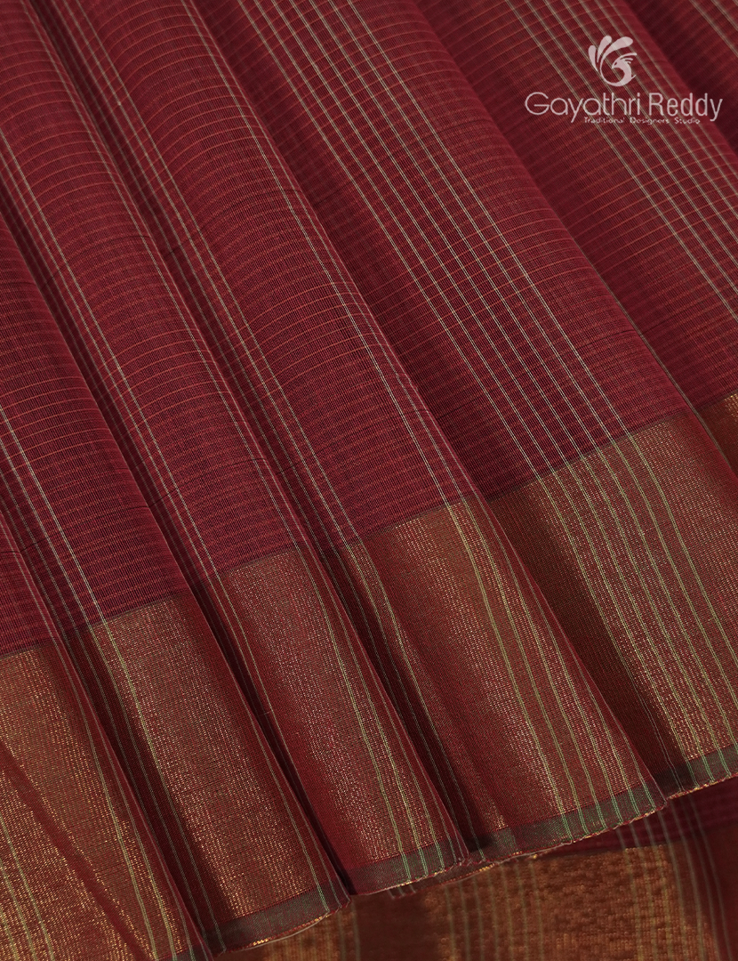 Semi Ikat Sico Saree in Red