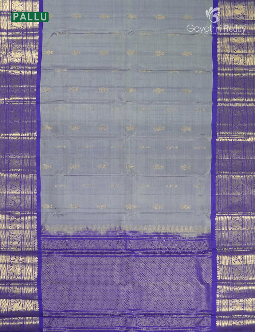 Pure Kanchipuram Vintage Silk Saree ( Medium Border ) in Grey and Dark Blue
