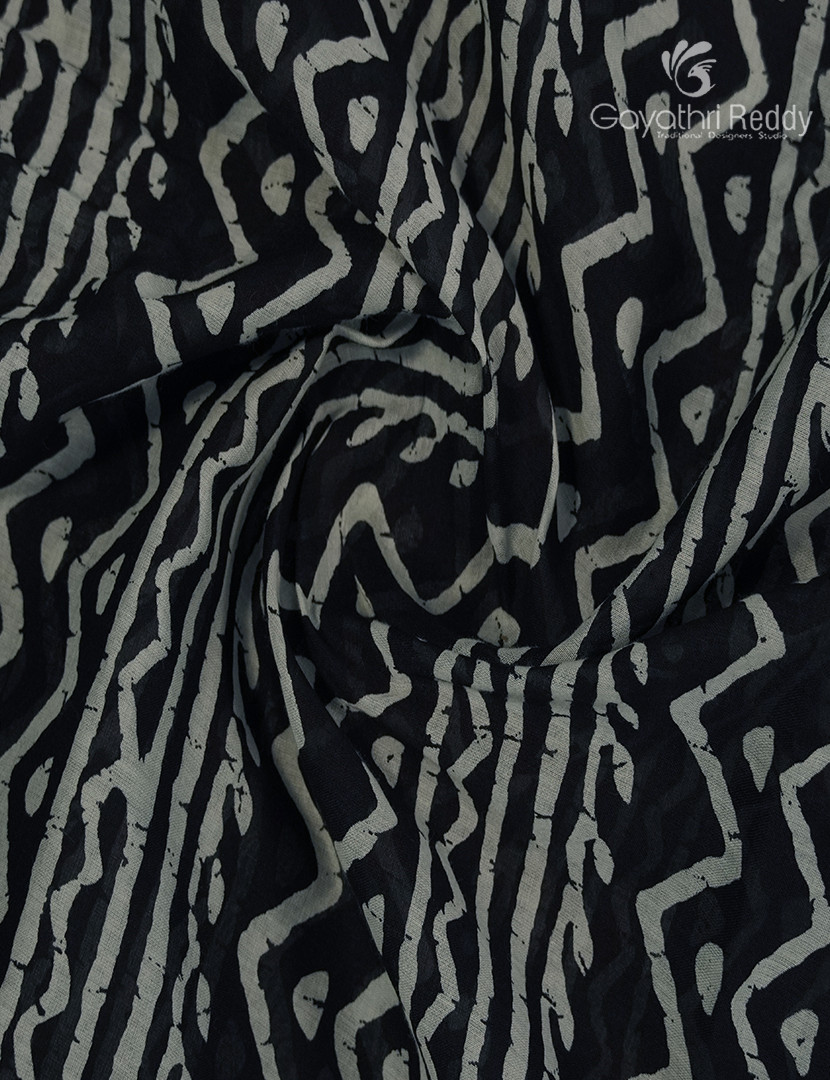 Pure MulMul Cotton Saree in Black and White