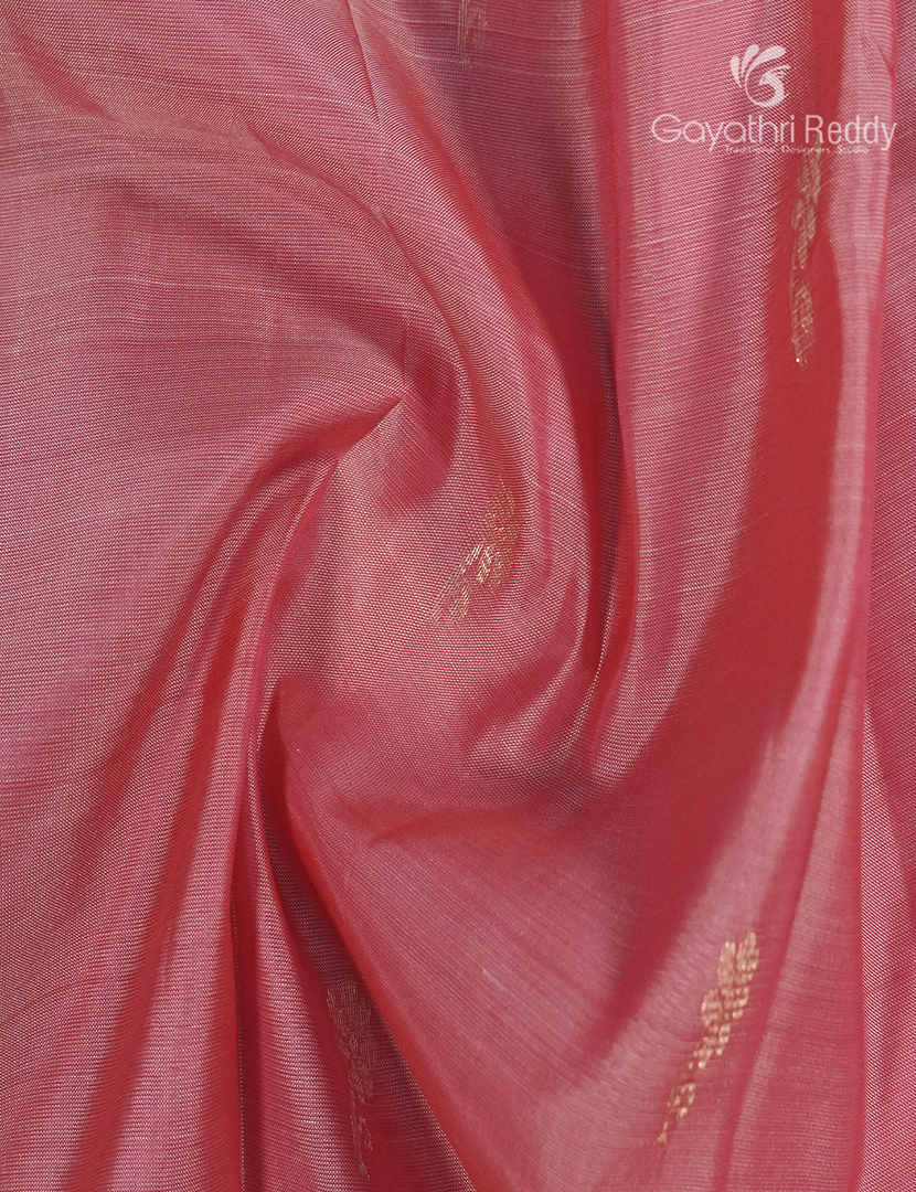 Pure Kanchipuram Silk Saree in Peach and Orange