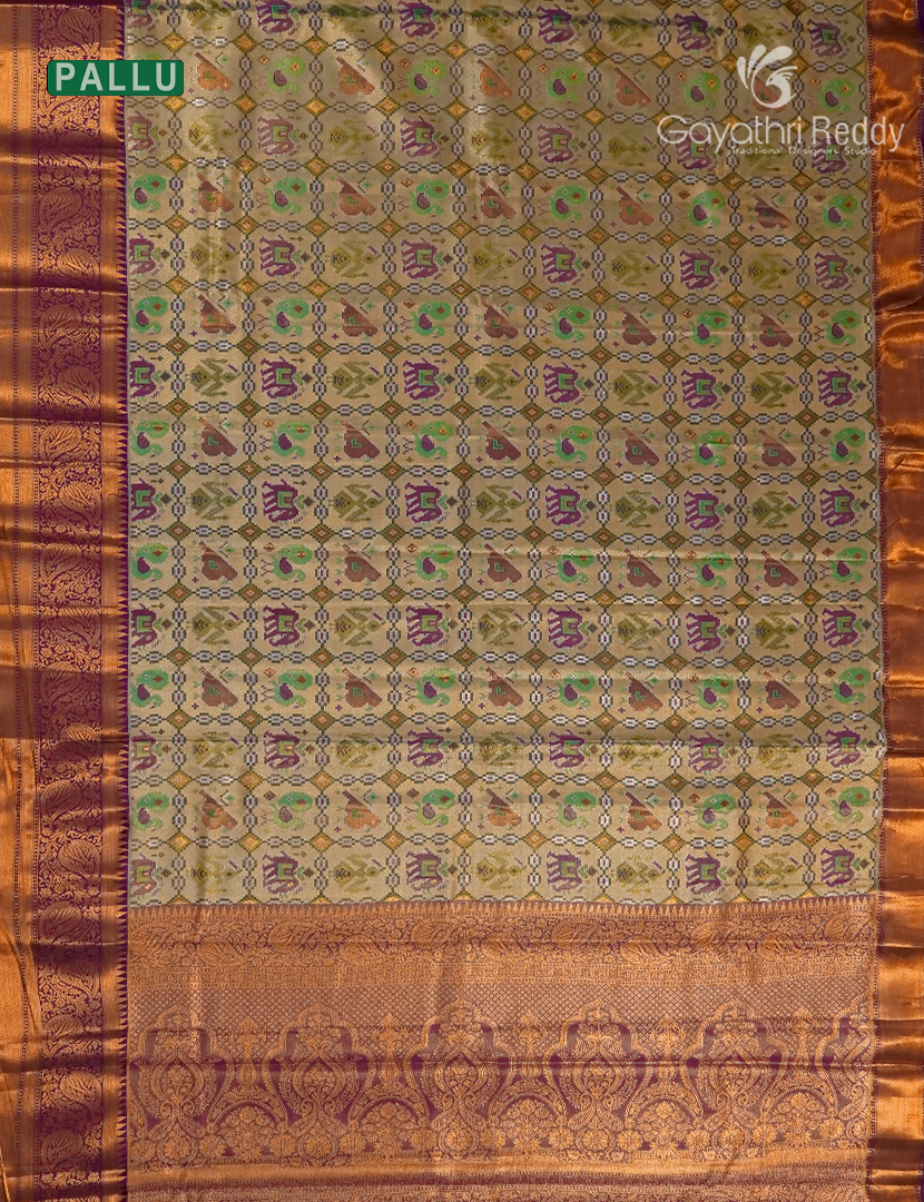 Semi Kanchipuram Silk Saree in Antique Ivory and Plum