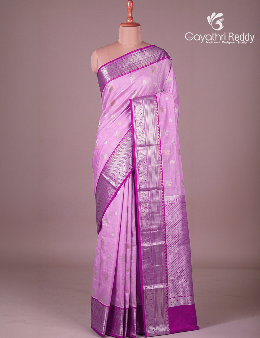 Pure Venkatagiri Silk Saree in Baby Pink and Deep Pink