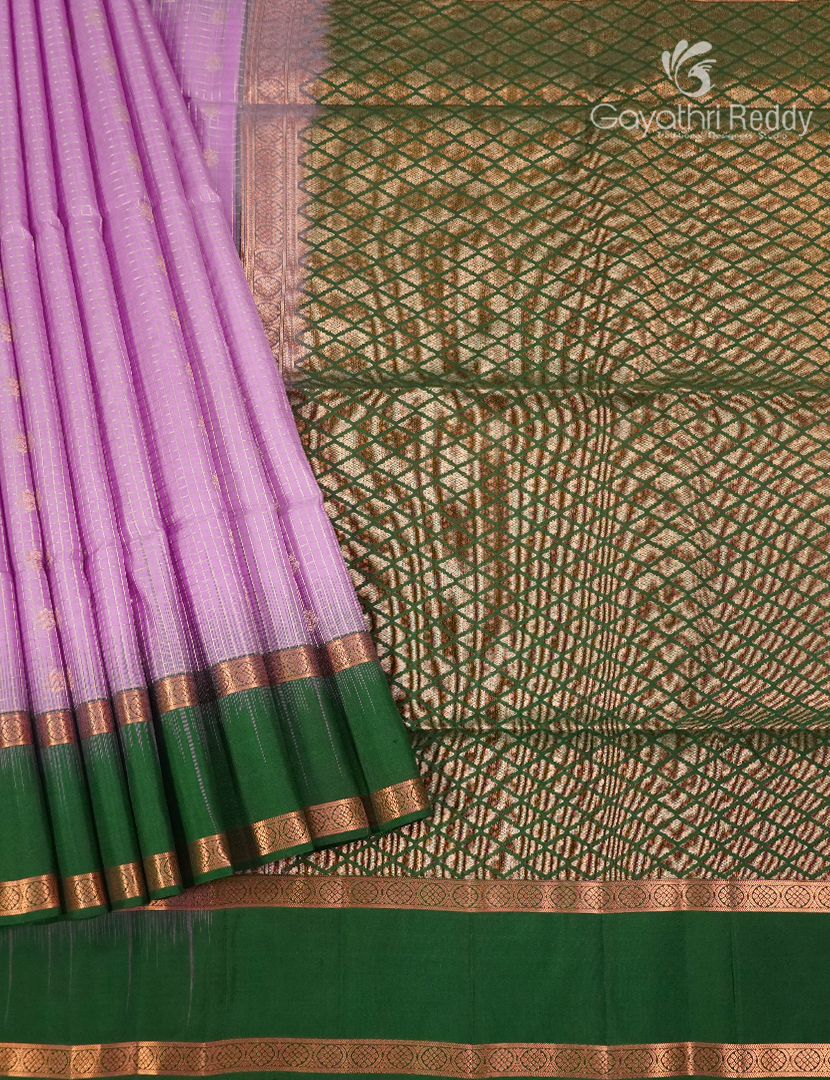 Pure Kanchipuram Vintage Silk Saree in Baby Pink and Deep Green