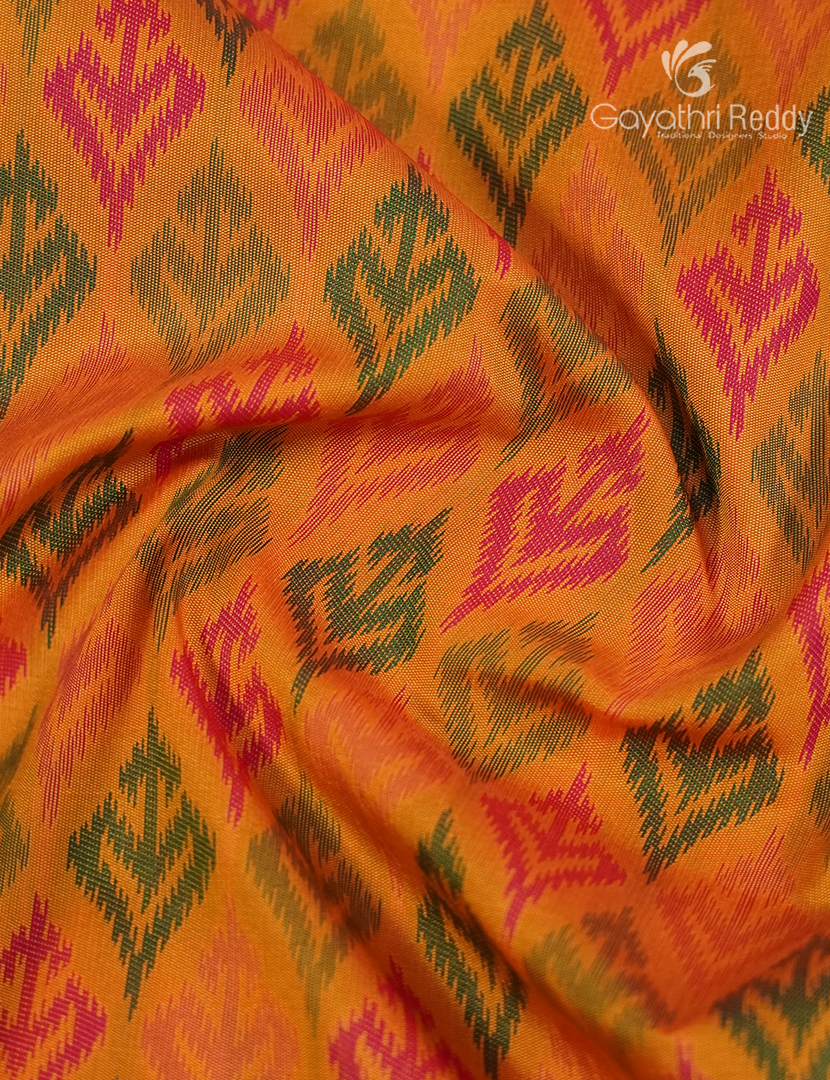 Semi Kanchipuram Silk Saree in Mustard and Rani Pink