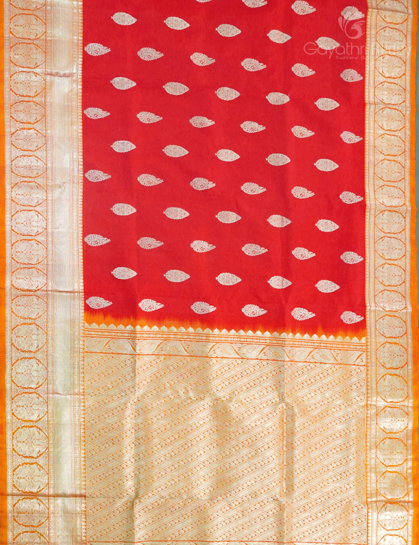 PURE VENKATGIRI PATTU-VP1133