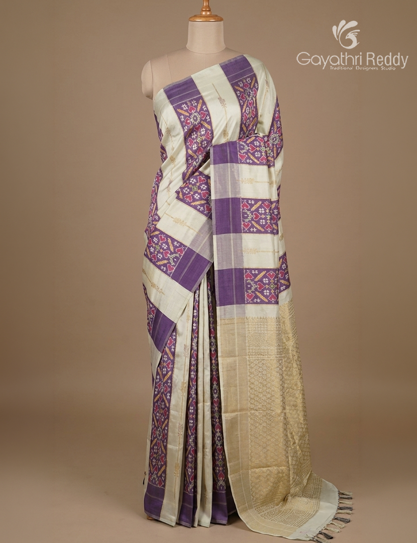 Pure Ikat Silk Saree in Cream and Grey