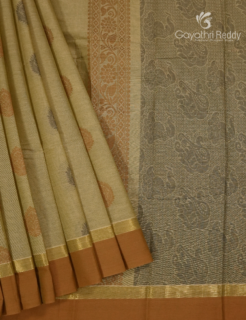 Pure Kanchi Cotton Saree in Olive Green