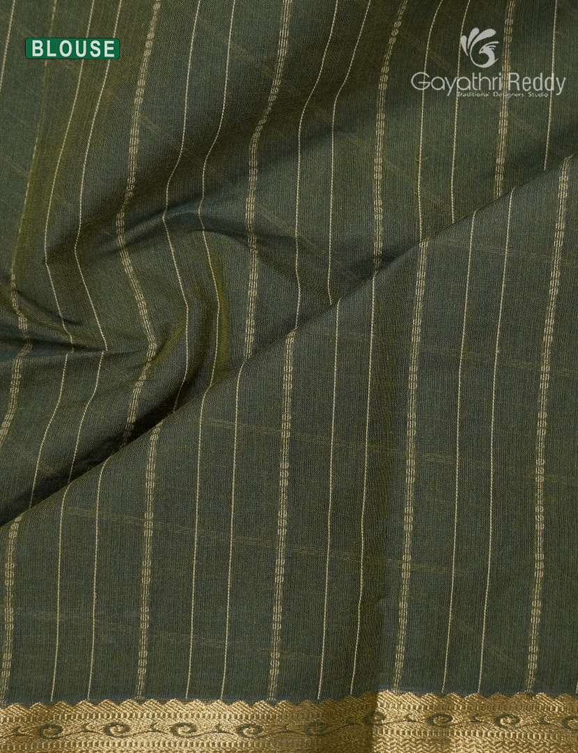 Pure Kanchi Cotton Saree in Deep Olive Green