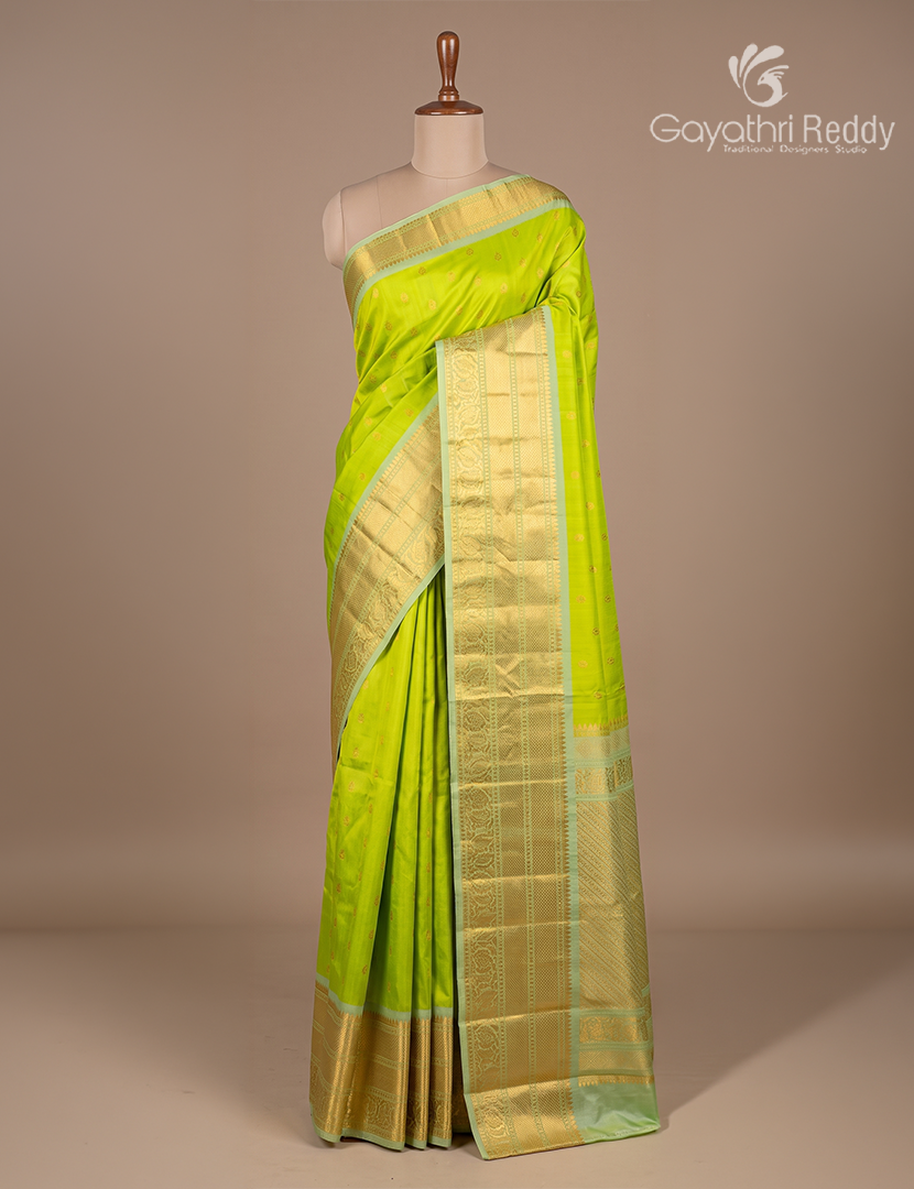 Pure Gadwal Silk Saree in Apple Green