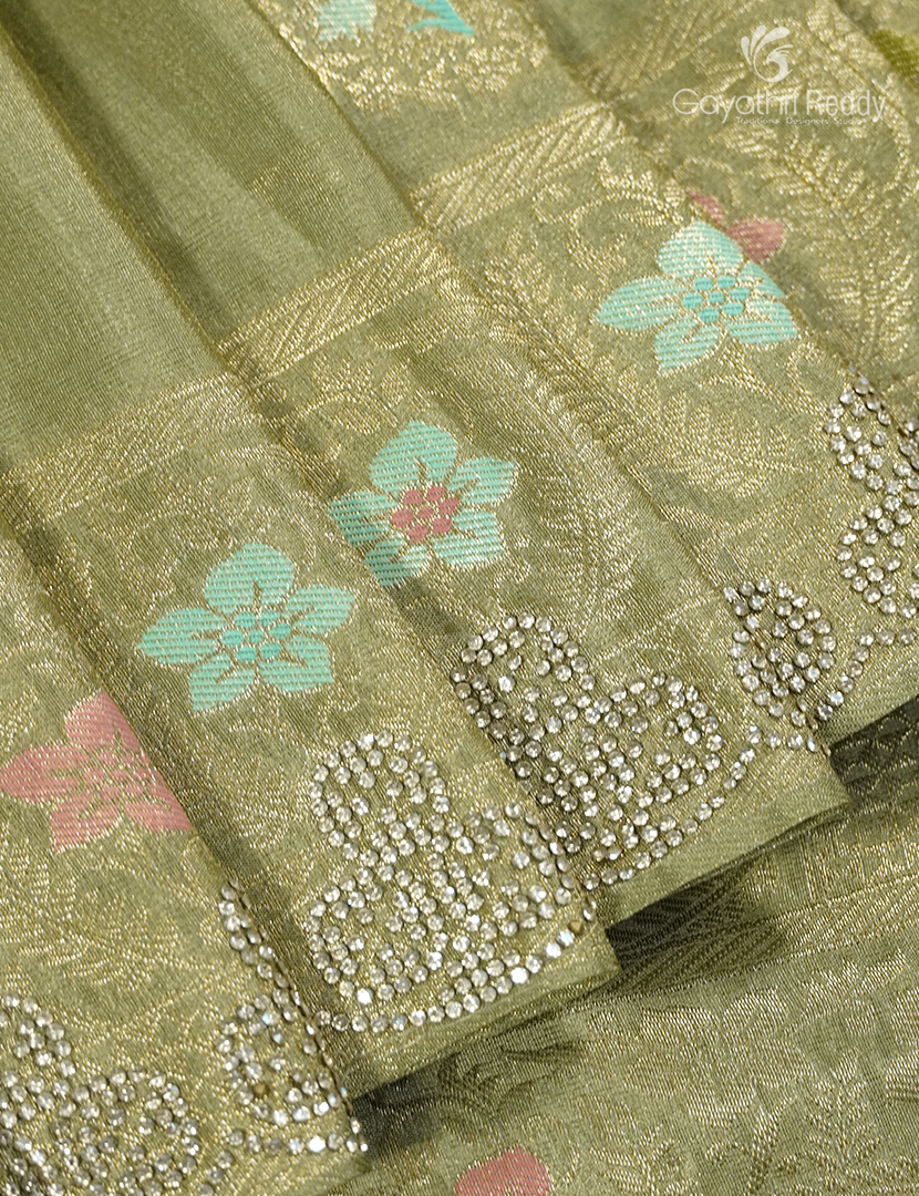 Semi Kanchipuram Silk Fancy Saree in Leaf Green