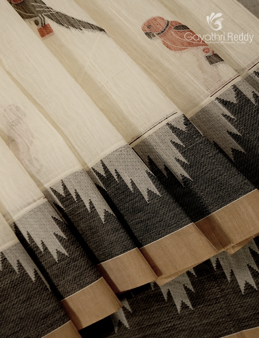 Pure Kanchi Cotton Saree in Off White