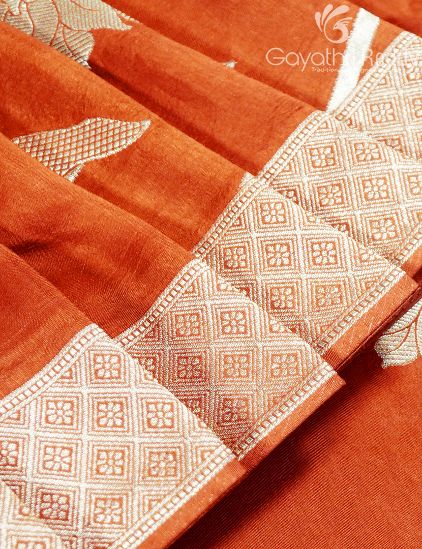 DOLA FANCY SAREE-DF5