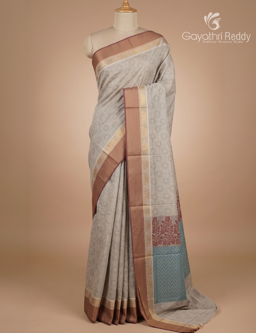 Pure Kanchi Cotton Saree in Pastel Grey