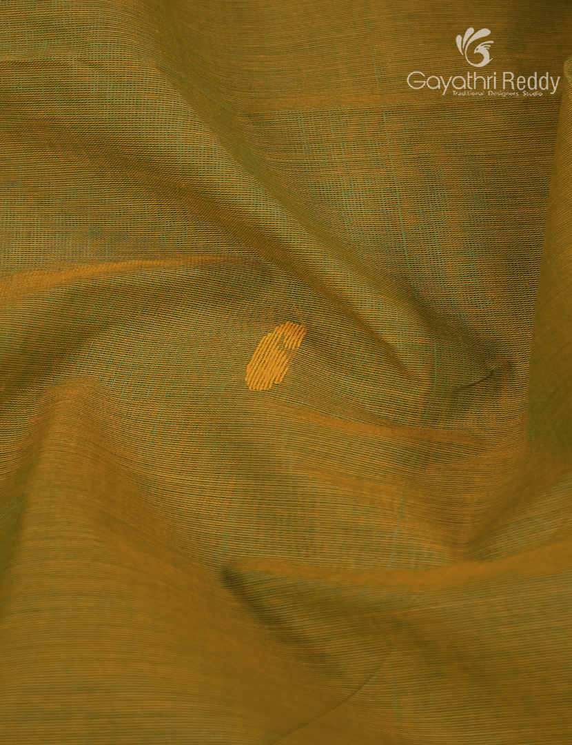 Pure Handloom Cotton Saree in Dual tone of Mehendi Green