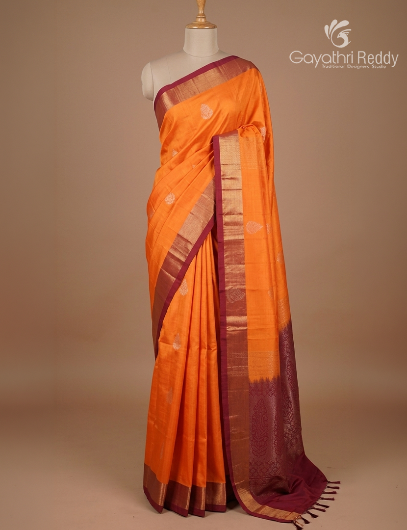 Pure Kanchipuram Soft Silk Saree in Orange and Red