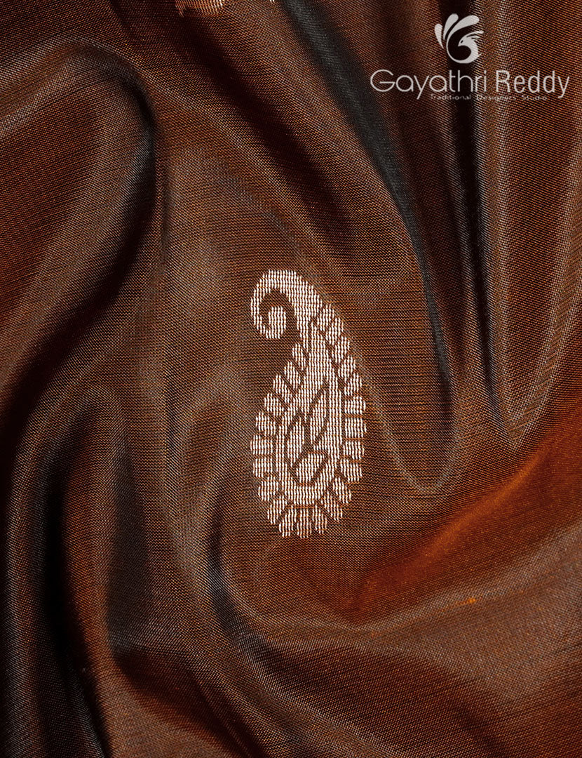 LIGHT WEIGHT KANCHI PATTU-KP8666