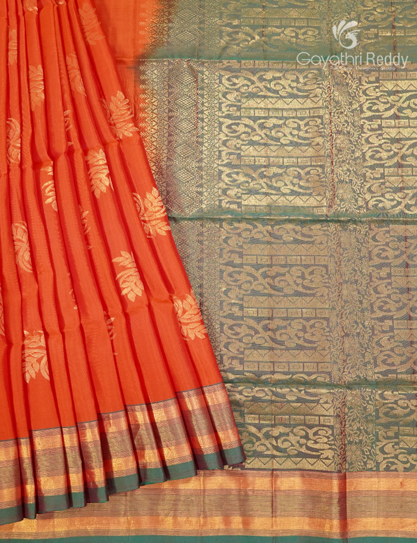 Pure Kanchipuram Soft Silk Saree in Orange and Mehendi Green