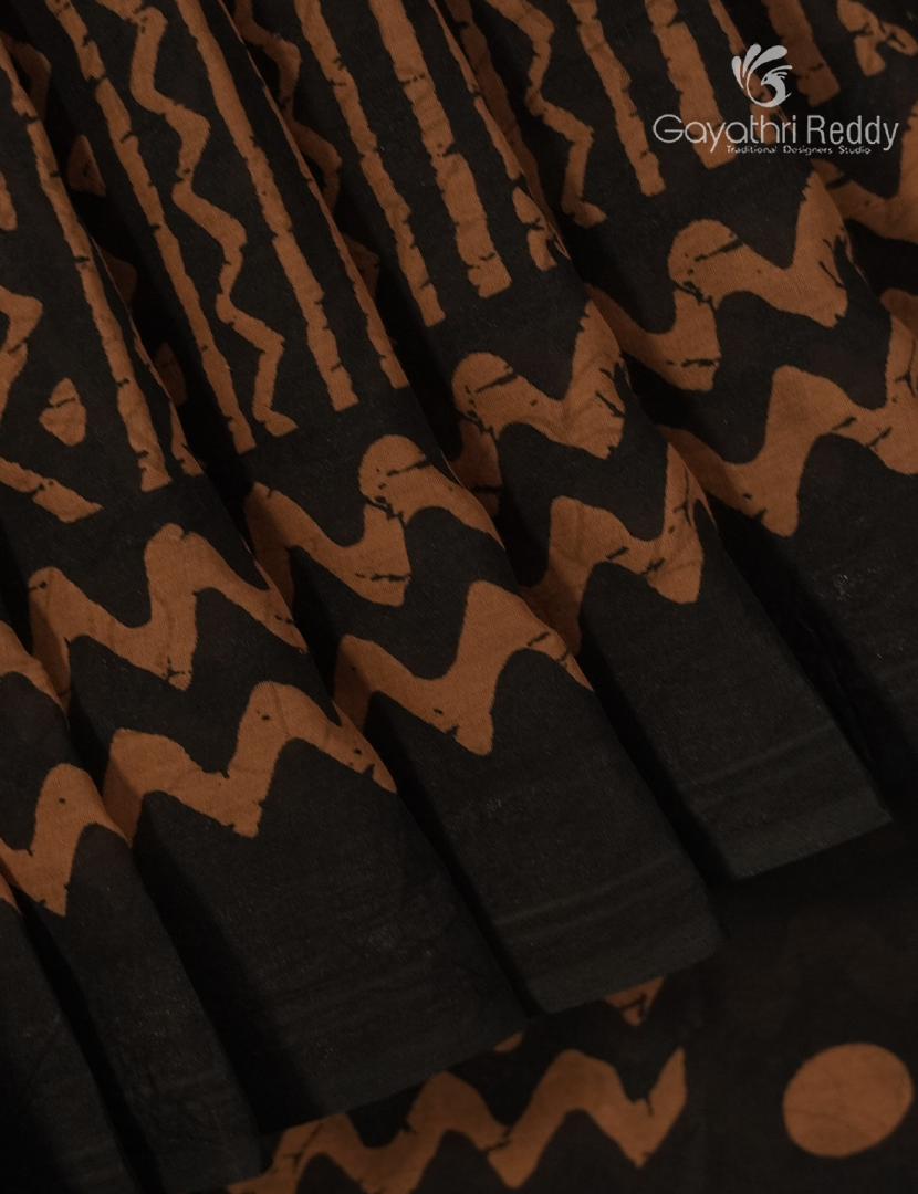 Pure MulMul Cotton Saree in Black and Mustard